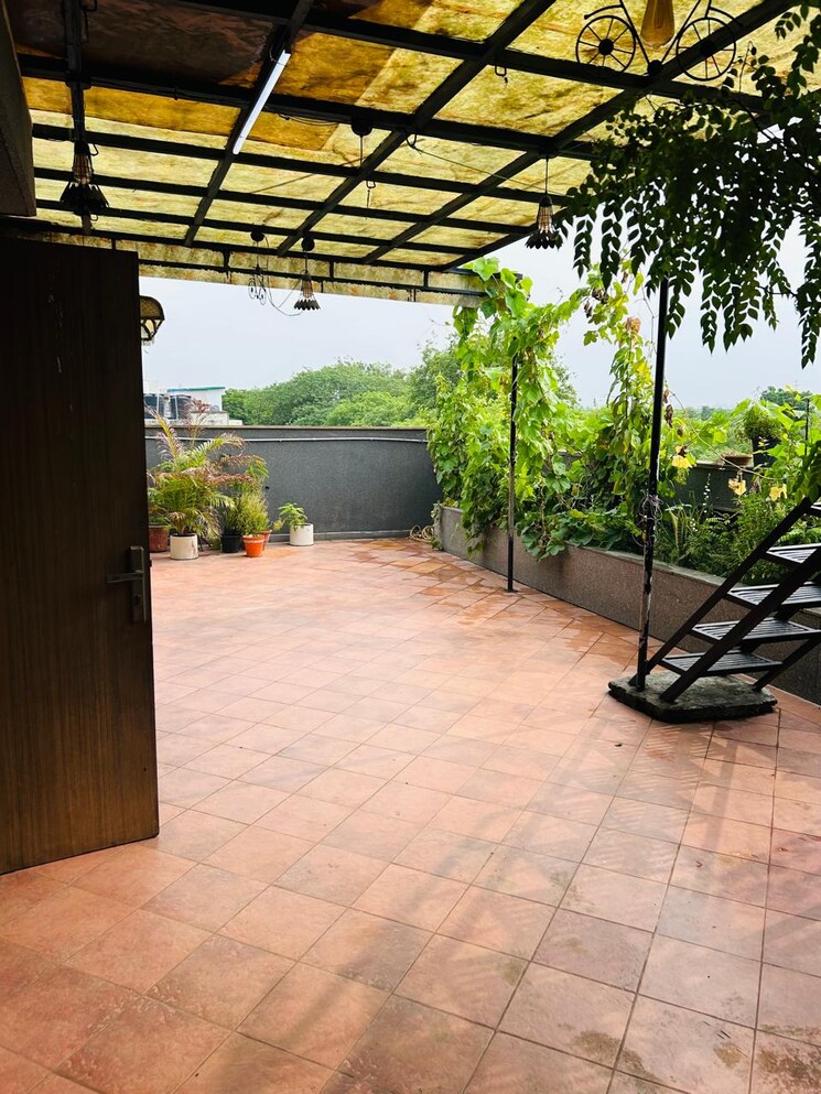 Terrace, saket 1 Bedroom 750 Sq.Ft. Apartment In Saket Delhi 9011885