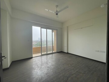 3 BHK Apartment For Rent in Wave Amore, Sector 32