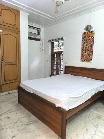 Bedroom in 2 BHK Apartment at Vasant Kunj – for Rent