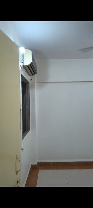 Furnished Amenities in 2 BHK Apartment at Suraj Park, Kalwa – for Rent