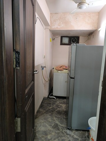 Furnished Amenities in 2 BHK Apartment at Vasant Kunj – for Rent