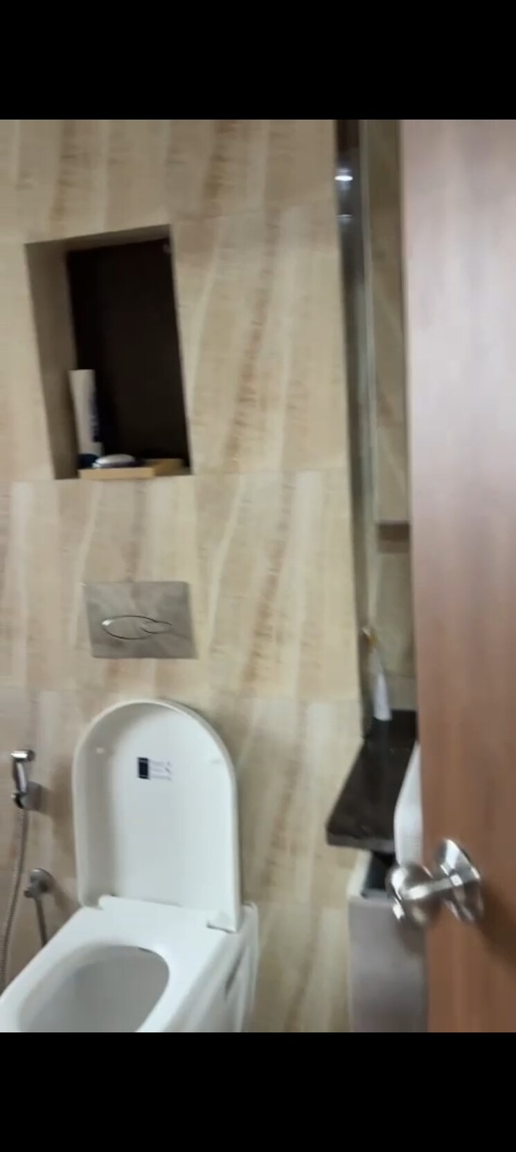 Bathroom, lodha-amara 2 Bedroom 640 Sq.Ft. Apartment In Kolshet Road Thane 9011936