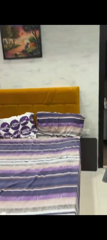 Furnished Amenities in 2 BHK Apartment at Lodha Amara, Kolshet Road – for Rent