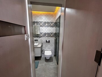Furnished Amenities in 2 BHK Apartment at Sree Mangal Queens Tower, Aundh – for Rent