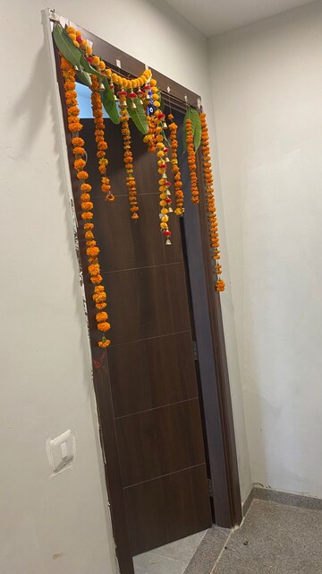 Furnished Amenities in 3 BHK Apartment at Adani M2K Oyster Grande, Sector 102 – for Rent