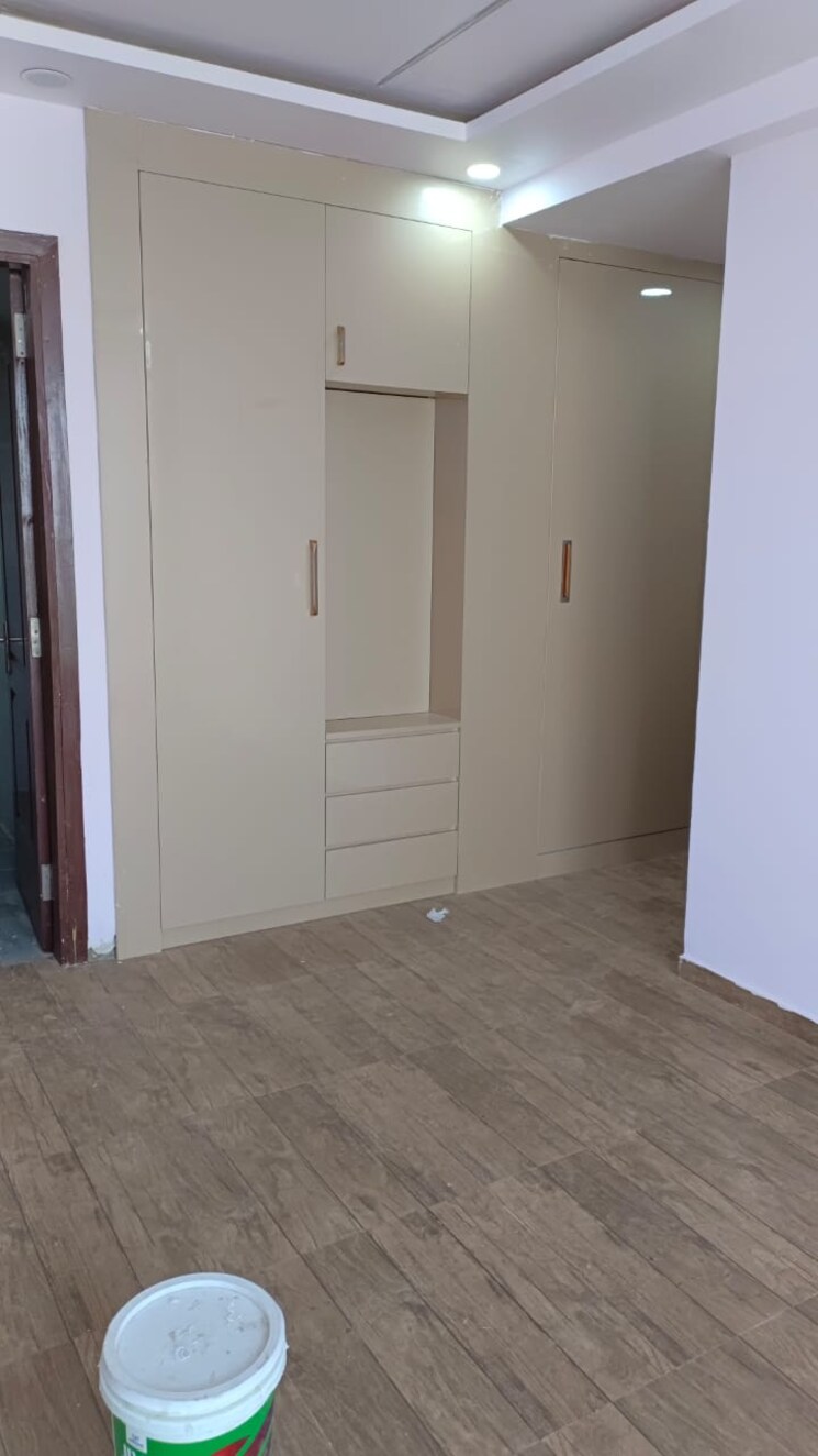 Room, omaxe-royal-residency-faridabad 3 Bedroom 1925 Sq.Ft. Apartment In Sector 79 Faridabad 9012063