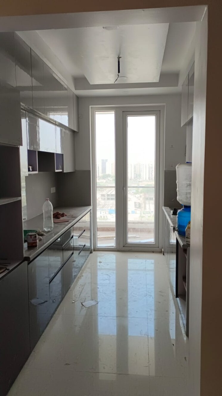 Kitchen, omaxe-royal-residency-faridabad 3 Bedroom 1925 Sq.Ft. Apartment In Sector 79 Faridabad 9012063