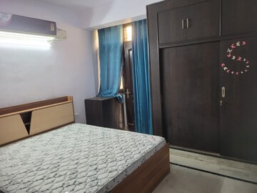 Bedroom in 3.5 BHK Apartment at Sector 22 Dwarka – for Rent
