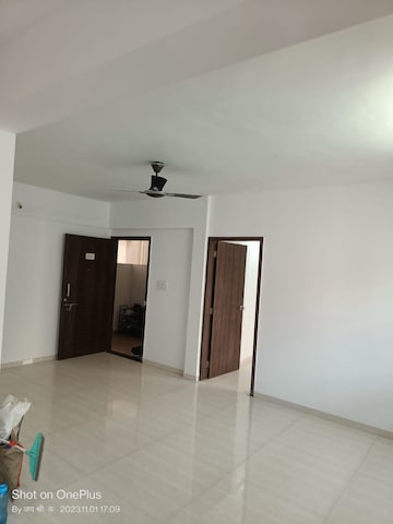 Room in 2 BHK Apartment at Manav Perfect 10, Balewadi – for Rent
