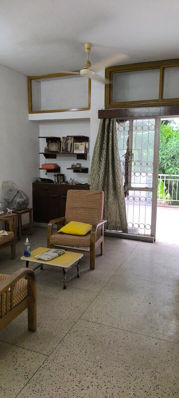 Living Room in 1 BHK Apartment at Vasant Kunj – for Rent
