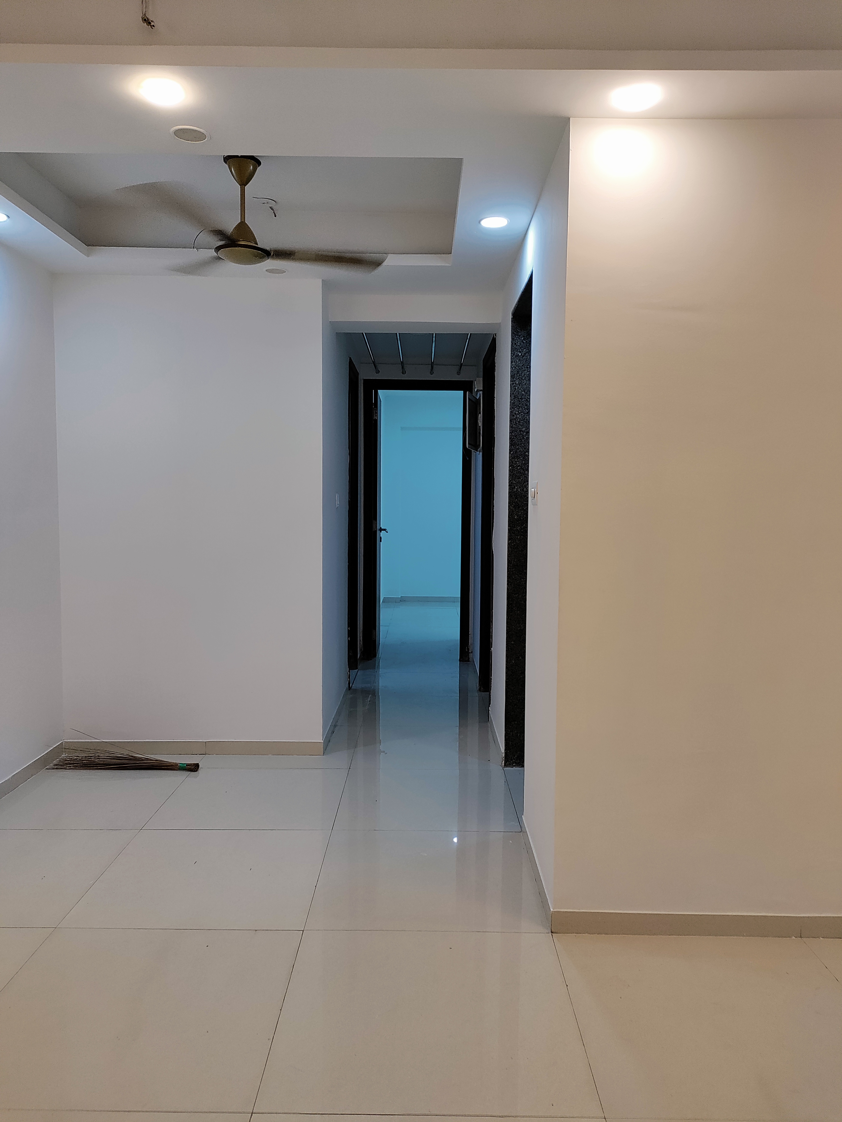 2 BHK + Pooja Room Apartment For Rent in Sunteck City Avenue 2