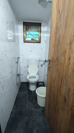 Bathroom in 2 BHK Apartment at Bhoomi Gokul, Goregaon East – for Sale