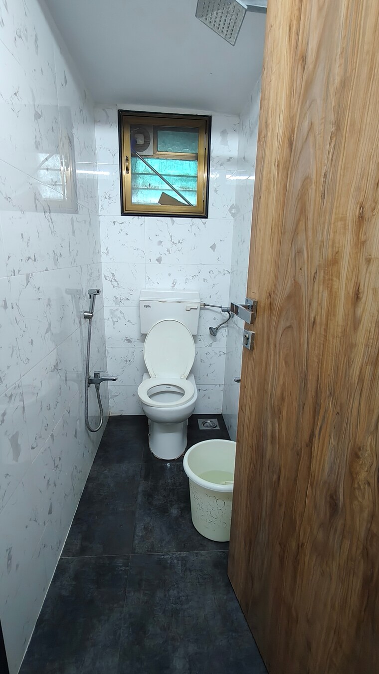 Bathroom, bhoomi-gokul 2 Bedroom 900 Sq.Ft. Apartment In Goregaon East Mumbai 9012079