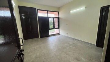 Room in 3 BHK Apartment at Vijay Ratan Vihar, Sector 15 – for Rent