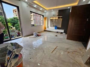 Living Room in 3 BHK Builder Floor at BPTP District 3, Sector 85 – for Sale