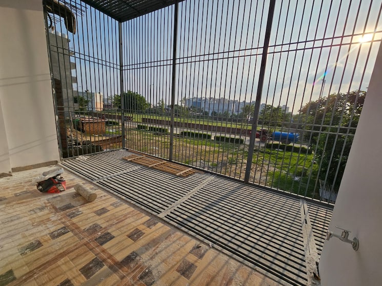 Balcony, bptp-district-3 3 Bedroom 180 Sq.Yd. Builder Floor In Sector 85 Faridabad 9012140