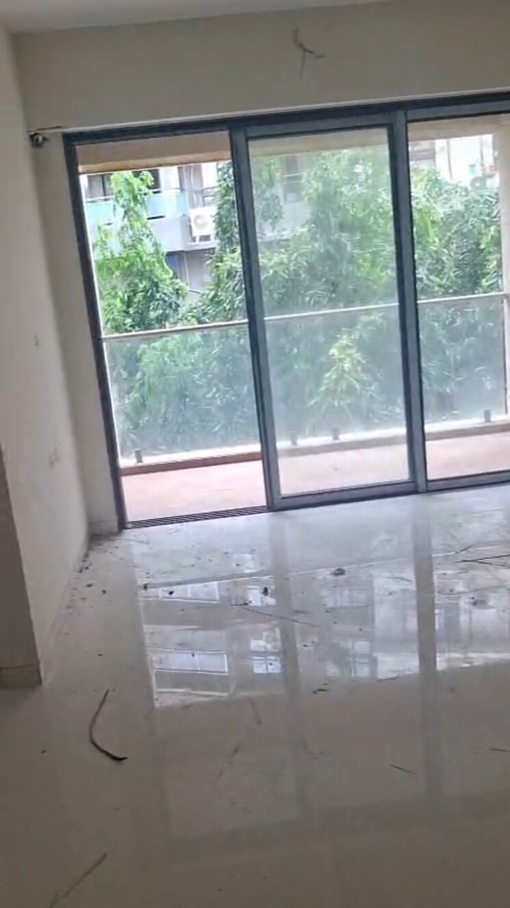 Room, vile parle east 2 Bedroom 850 Sq.Ft. Apartment In Vile Parle East Mumbai 9012122