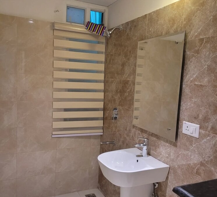Bathroom, hero-homes-gurgaon 2 Bedroom 683 Sq.Ft. Apartment In Sector 104 Gurgaon 9012125
