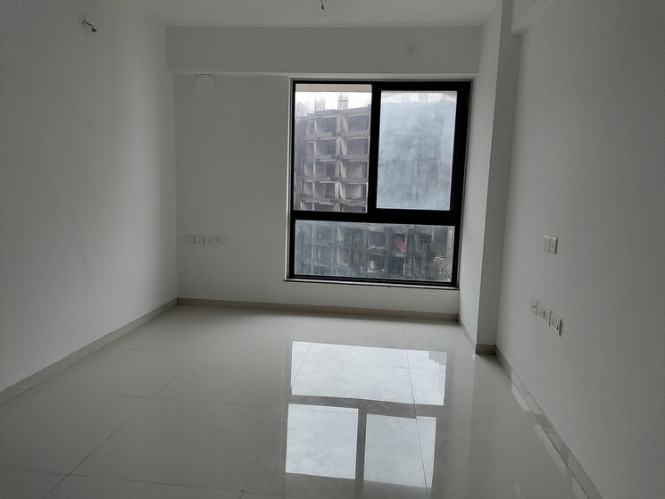 Room, sunteck-city-avenue-2 1.5 Bedroom 580 Sq.Ft. Apartment In Goregaon West Mumbai 9012167