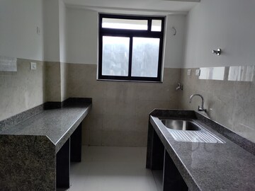 Kitchen in 1.5 BHK Apartment at Sunteck City Avenue 2, Goregaon West – for Sale
