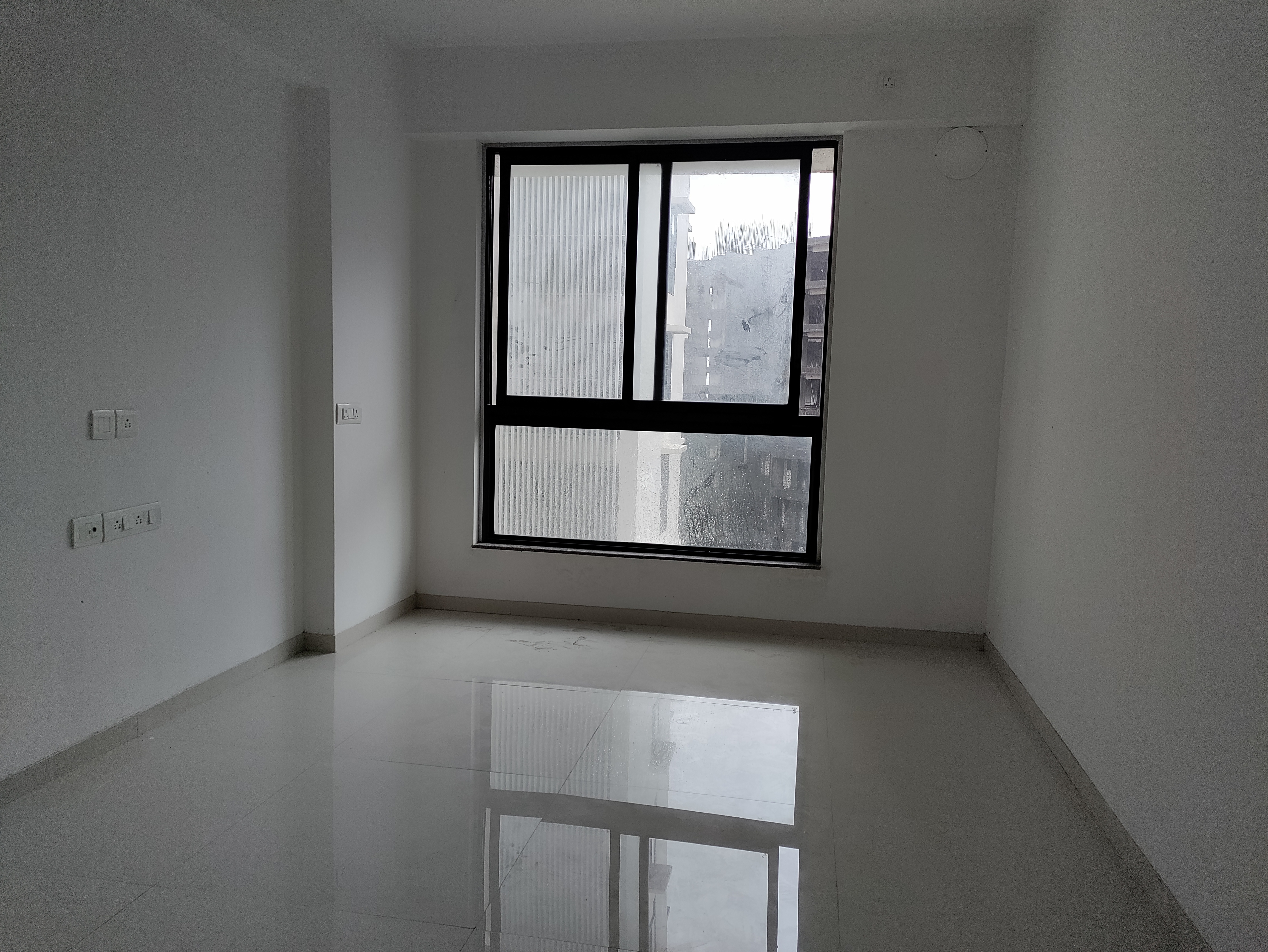 1.5 BHK + Pooja Room Apartment For Sale in Sunteck City Avenue 2