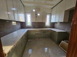 Kitchen in 3 BHK Builder Floor at BPTP District 3, Sector 85 – for Sale