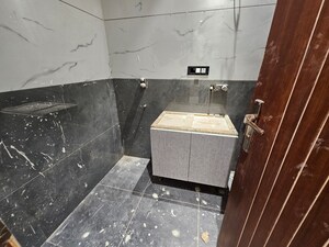 Kitchen in 3 BHK Apartment at BPTP District 3, Sector 85 – for Sale