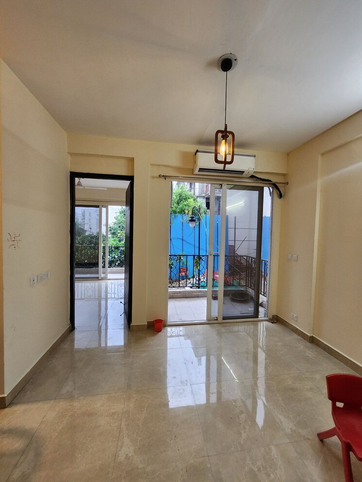 Living Room, signature-global-park 3 Bedroom 1210 Sq.Ft. Independent House In Sohna Sector 36 Gurgaon 9012312