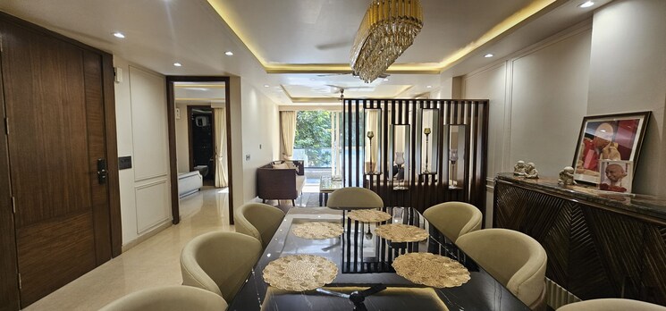 Living Room, dlf phase i 3 Bedroom 200 Sq.Yd. Builder Floor In Dlf Phase I Gurgaon 9012339