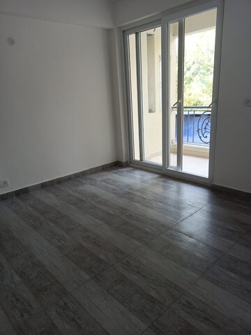 Room in 3 BHK Apartment at Windlass River Valley, Harrawala – for Rent