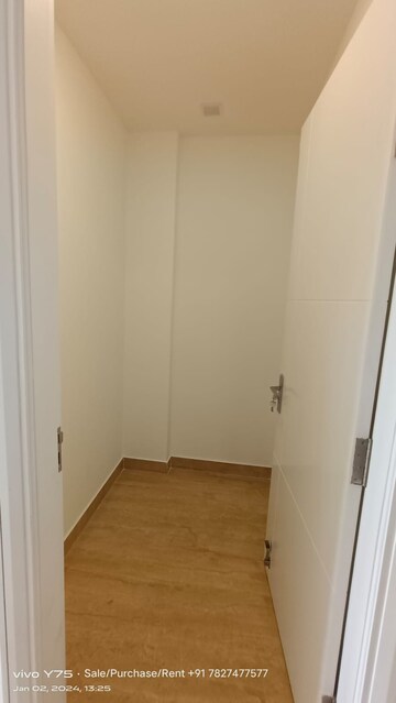 Room in 3 BHK Builder Floor at BPTP Park 81, Sector 81 – for Rent