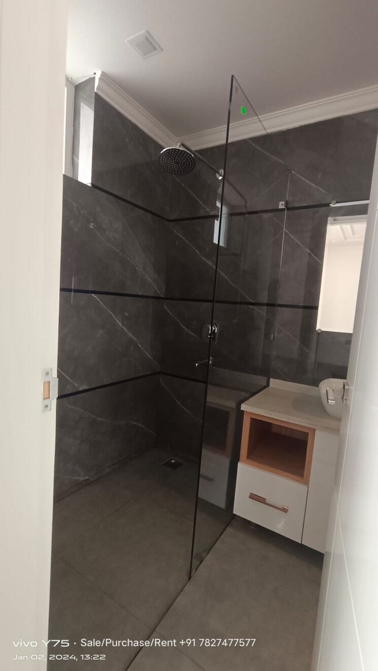 Bathroom, bptp-park-81 3 Bedroom 275 Sq.Yd. Builder Floor In Sector 81 Faridabad 9012405