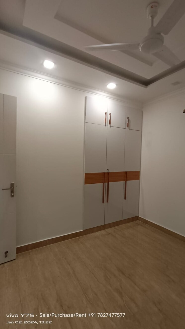 Room, bptp-park-81 3 Bedroom 275 Sq.Yd. Builder Floor In Sector 81 Faridabad 9012405