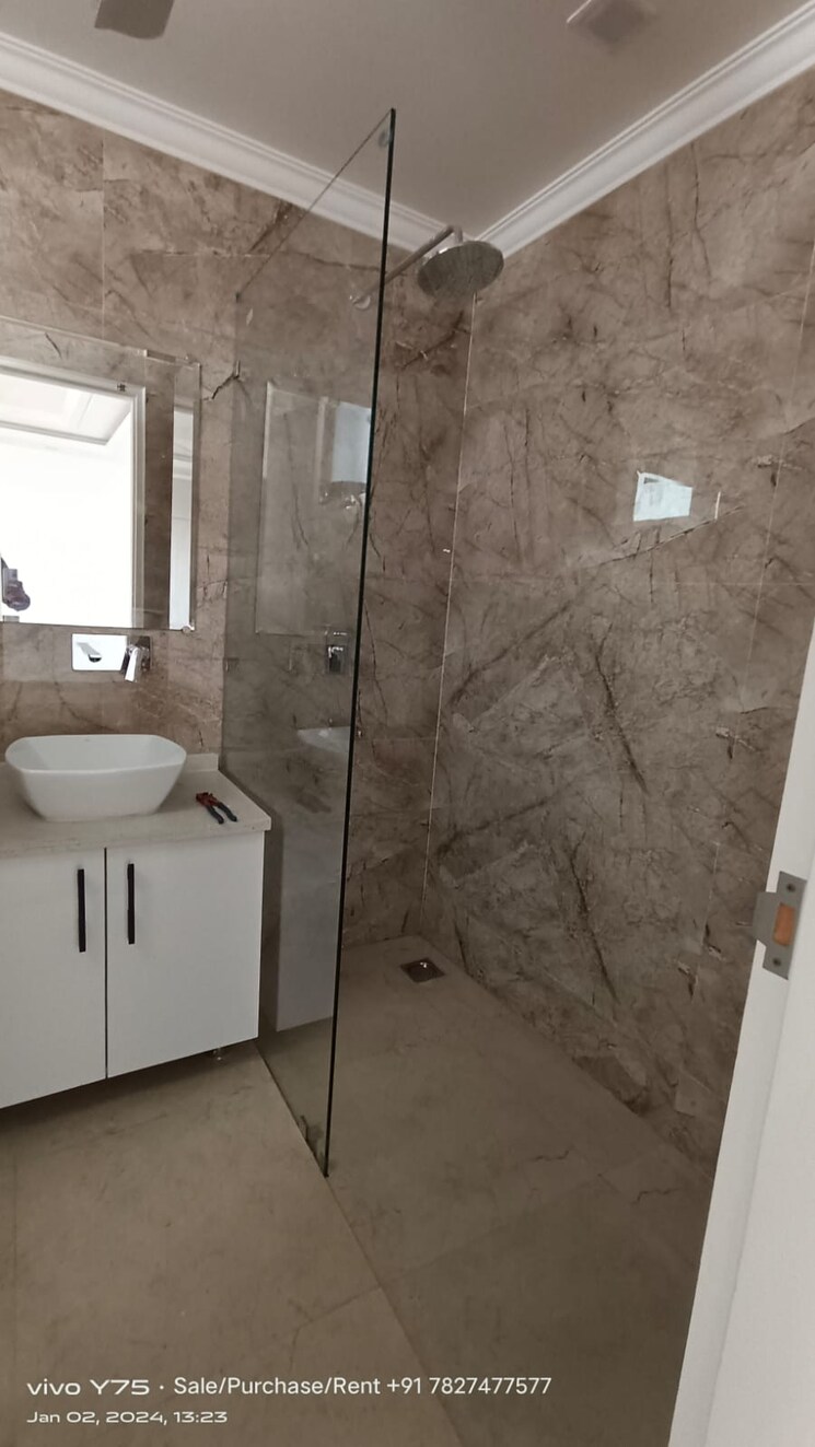 Bathroom, bptp-park-81 3 Bedroom 275 Sq.Yd. Builder Floor In Sector 81 Faridabad 9012405