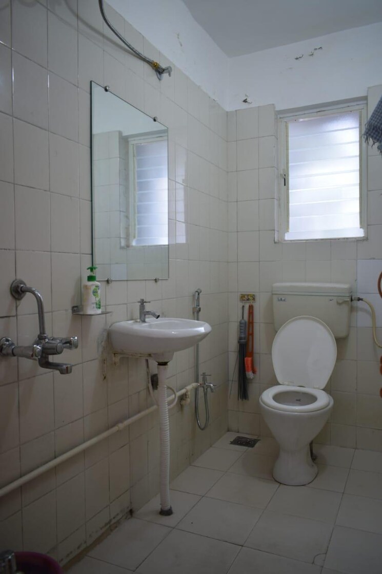 Bathroom, anubandh-apartment-dattavadi 2 Bedroom 1000 Sq.Ft. Apartment In Dattawadi Pune 9012507