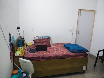 Bedroom in 1.5 BHK Builder Floor at Vasundhara Sector 2 – for Rent