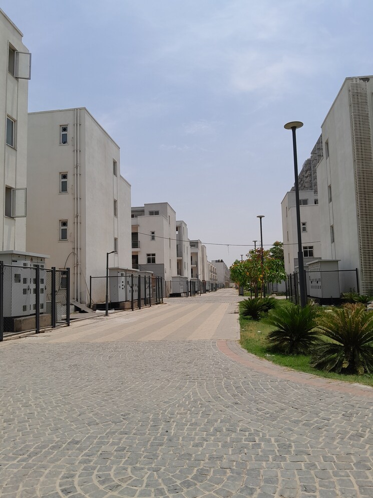 Exterior View, godrej-golf-links-evoke 4 Bedroom 2359 Sq.Ft. Villa In Sector 27 Yamuna Expressway Greater Noida 9012520