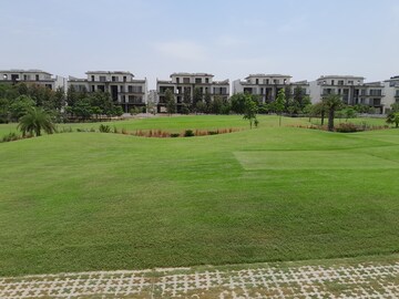 4 BHK Villa – Garden View at Godrej Golf Links Evoke, Sector 27 Yamuna Expressway - for Rent