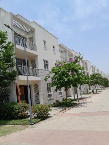 4 BHK Villa – Exterior View View at Godrej Golf Links Evoke, Sector 27 Yamuna Expressway - for Rent