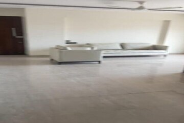 Furnished Amenities in 2 BHK Apartment at Four Bunglows – for Rent