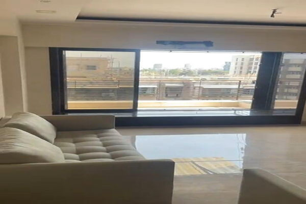 2 BHK + Servant Room Apartment For Rent in 4bunglow Andheri West, ma