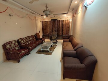 2 BHK Apartment For Rent in Seven Bungalow, Andheri West