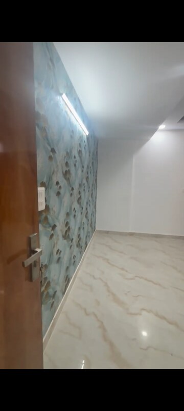 Bathroom in 2 BHK Builder Floor at Knowledge Park V Greater Noida – for Rent