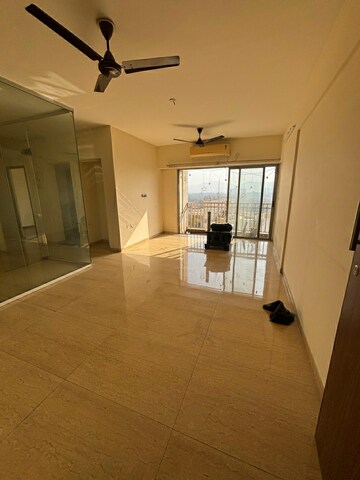 Room in 2 BHK Apartment at Lodha Palava Exotica, Dombivli East – for Rent