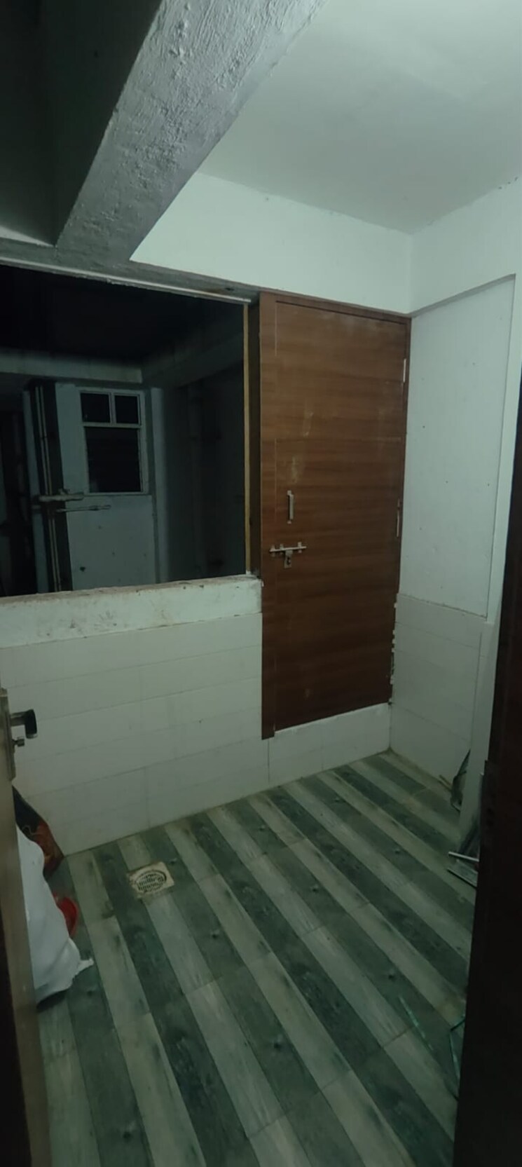 Bathroom, casa-imperia 2 Bedroom 726 Sq.Ft. Apartment In Wakad Pune 9012806