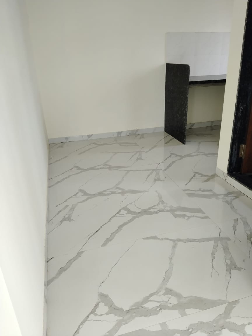 2 BHK Apartment For Rent in Kalpataru Paramount