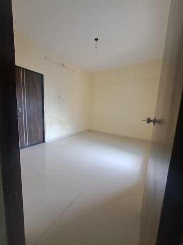 Room in 2 BHK Apartment at Shreeji Aradhan, Ulwe – for Rent