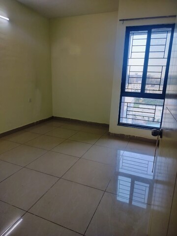 Room in 3 BHK Apartment at Nanded Lalit, Sinhagad Road – for Rent