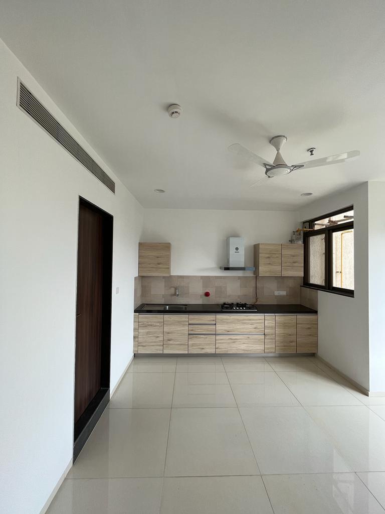 3 BHK + Extra Room Apartment For Rent in Kolte Patil Stargaze