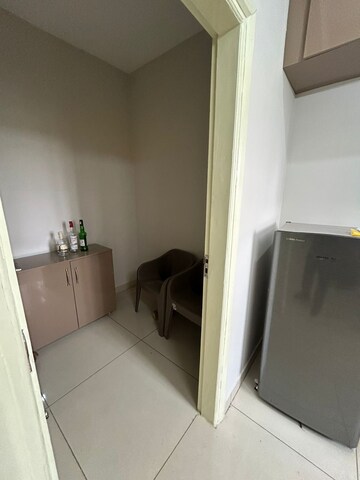 Room in 2.5 BHK Builder Floor at Sector 127 – for Rent